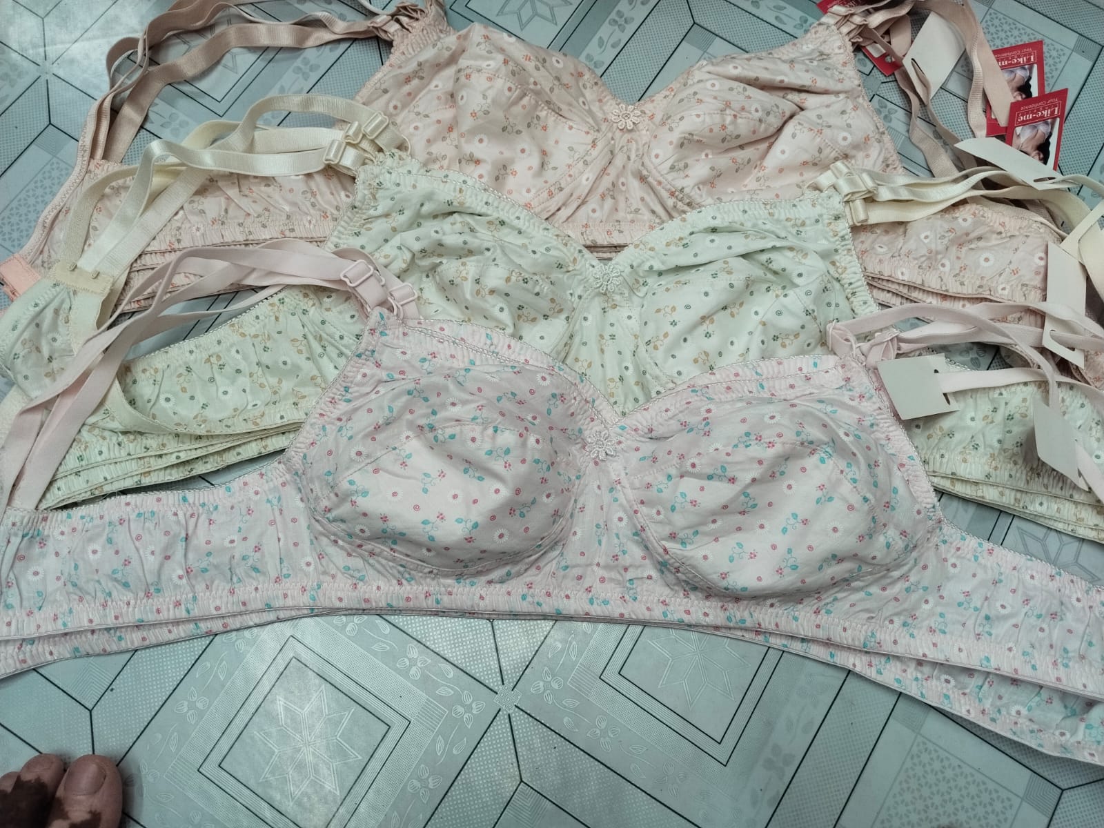 2/4 pics Chicken Comfortable Cotton Bra For Sexy Women And Girls - Bra For Girls - Bra-2/4 pcs
